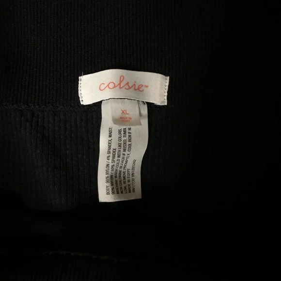 Colsie high ribbed shorts - Picture 2 of 2